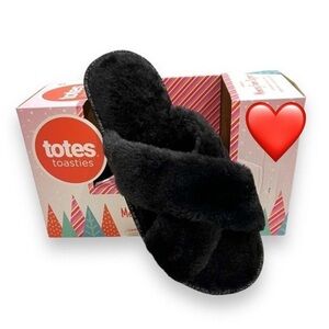 Totes toasties Memory Foam Slippers Black Fuzzy New In Box Size Large 8/9